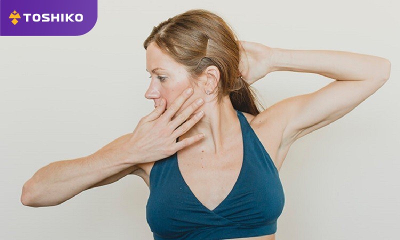 5 bài tập thể dục cho người bị thoái hóa đốt sống cổ