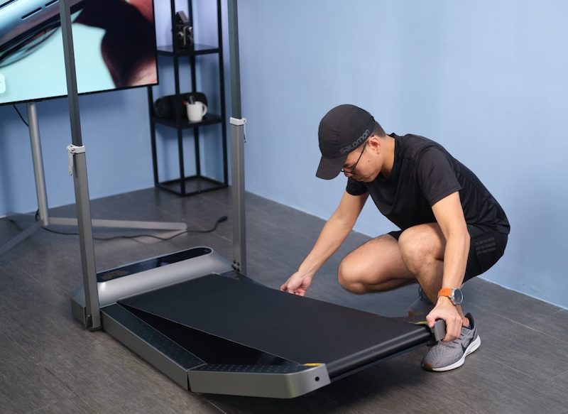 Nếu băng tải máy chạy bộ bị rách cần tiến hành thay thế ngay