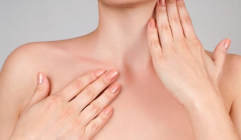 Massage cổ giúp giảm mỡ ngừa nhăn