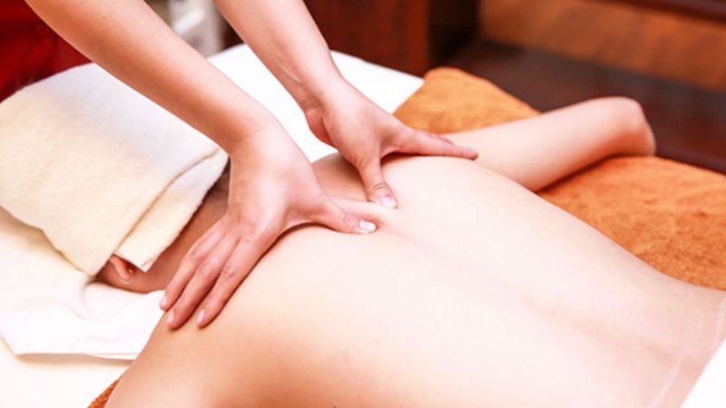 Các động tác vuốt giúp thư giãn cơ bắp