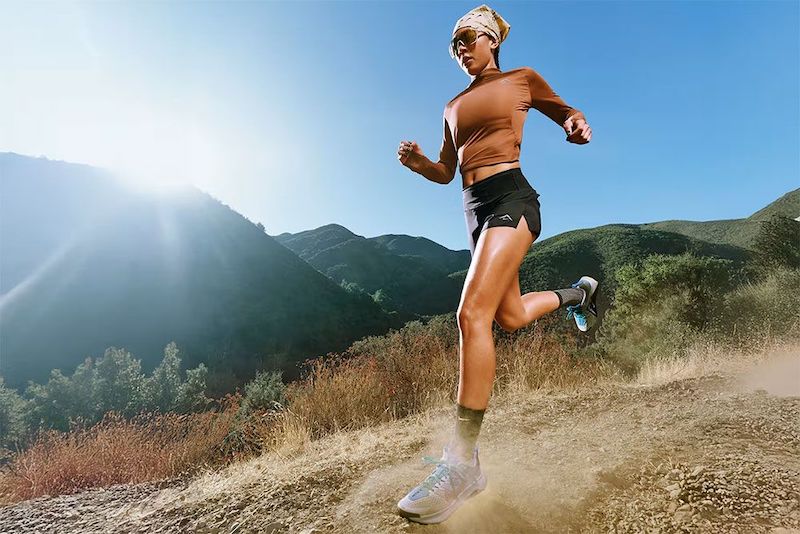 Chọn trang phục có khả năng thấm hút mồ hôi tốt