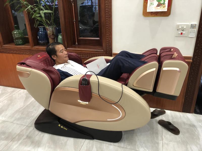 Dòng ghế matxa cao cấp với nhiều tính năng tiện ích