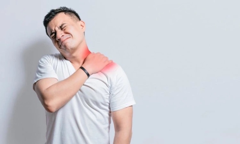 Lạm dụng ghế massage có thể gây đau nhức