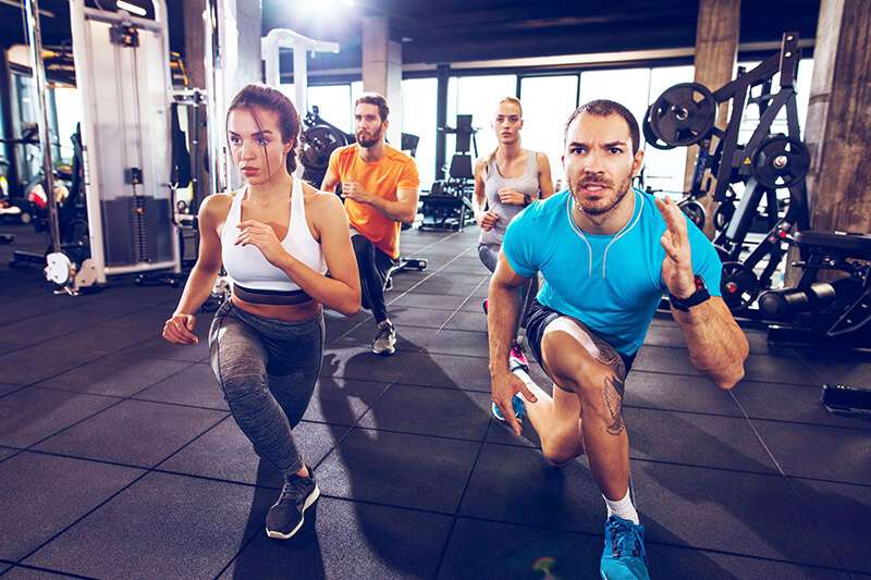 Rèn luyện thể chất giúp cơ thể thêm dẻo dai
