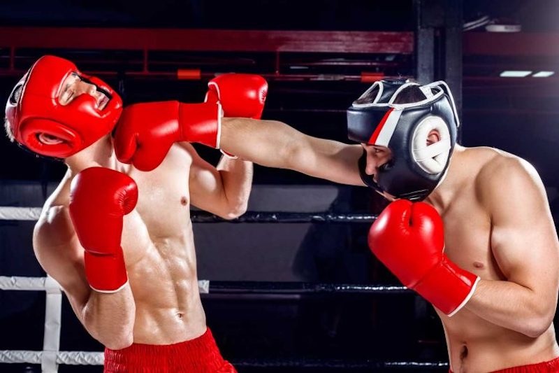 Cú đấm thẳng có độ sát thương cực cao