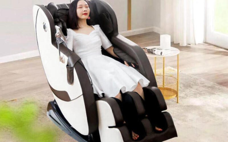 Ghế massage Hải Dương uy tín Queen Crown sở hữu nhiều mẫu ghế cao cấp, giá tốt