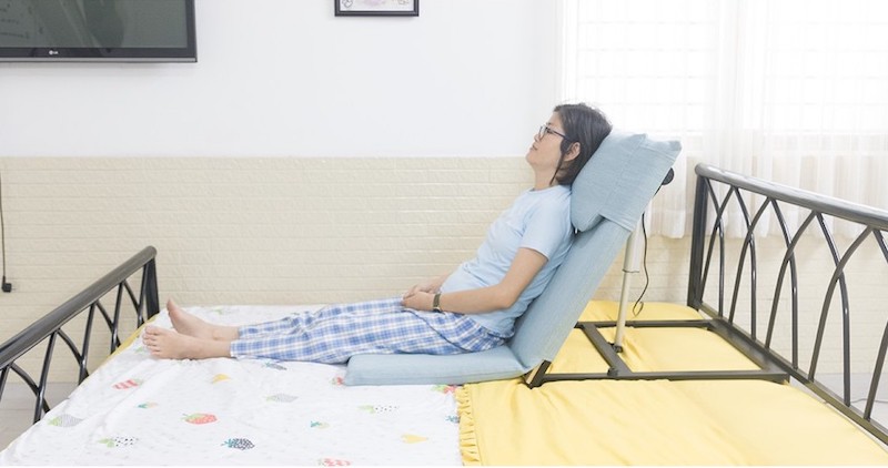 Giường bệt tựa lưng thích hợp để nghỉ ngơi thư giãn