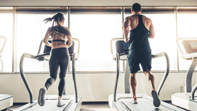 Khóa an toàn đóng vai trò như một thiết bị kích hoạt máy