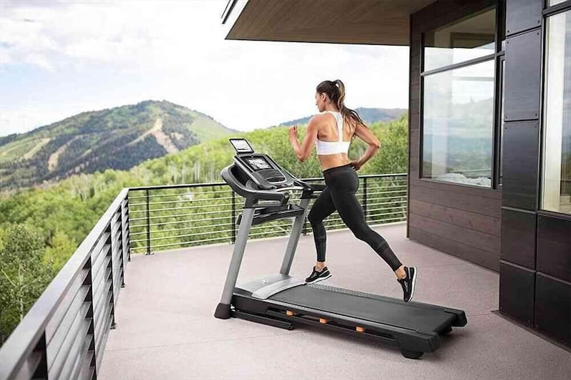Chọn trang phục thể thao phù hợp khi tập luyện