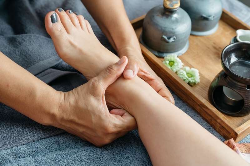 Khởi động các khớp