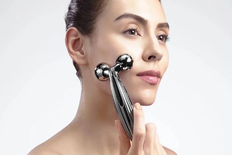 Thiết bị giúp nâng cơ và giảm nếp nhăn
