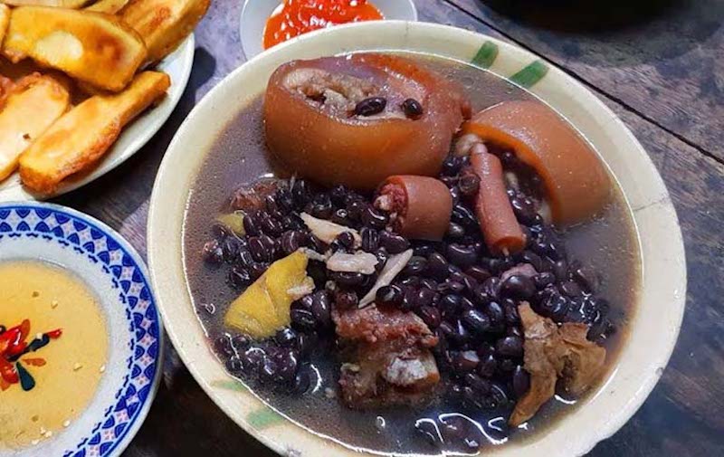 Đuôi bò hầm đỗ trọng
