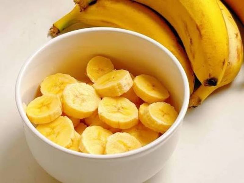 Nên hạn chế ăn quá sát giờ đi ngủ