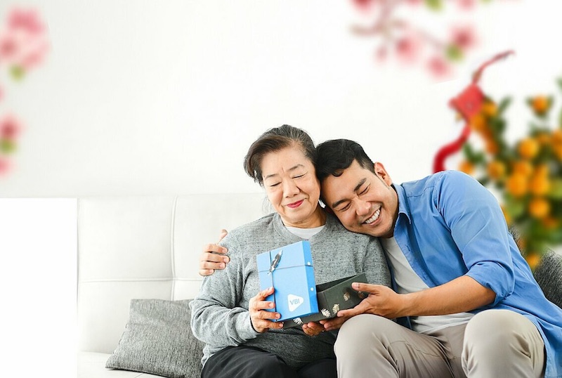 Chọn quà 8/3 cho mẹ thật tinh tế