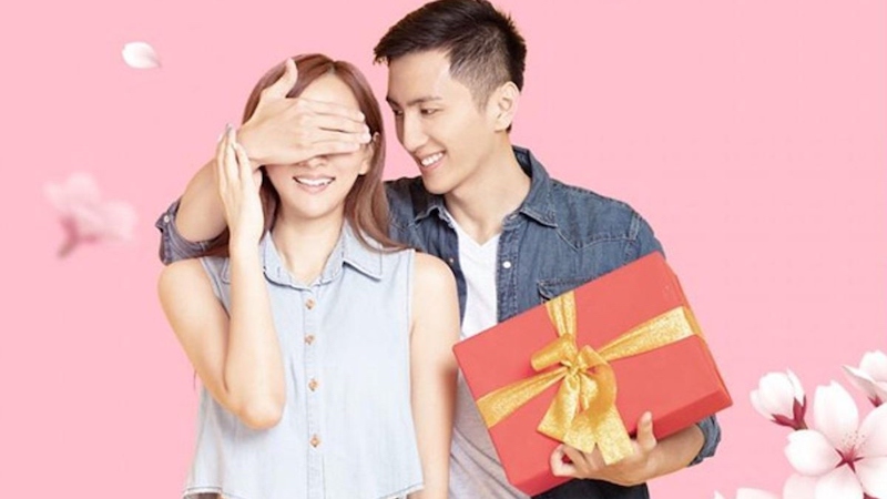 Tặng quà 8/3 cho vợ - Bí kíp giữ lửa hôn nhân