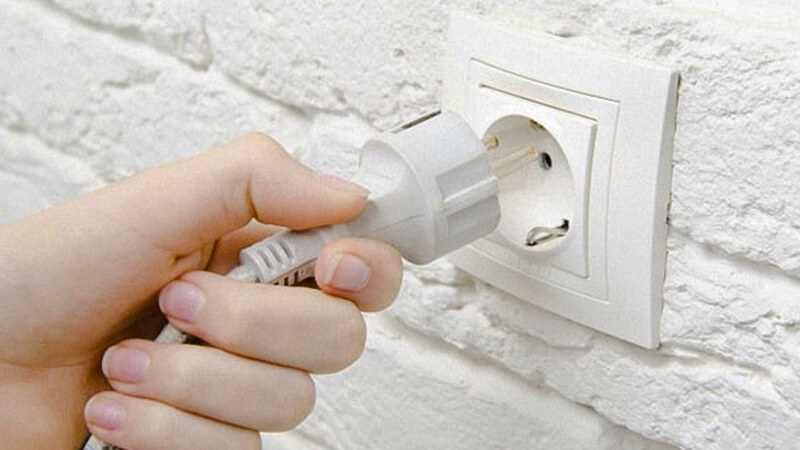 Tiềm ẩn nguy cơ cháy nổ nếu không ngắt nguồn