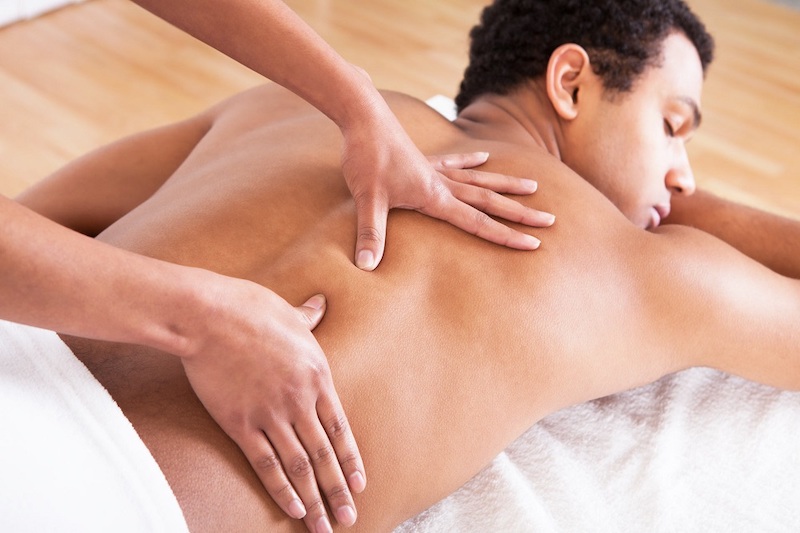 Massage Shiatsu là một trong những phương pháp trị liệu cổ truyền