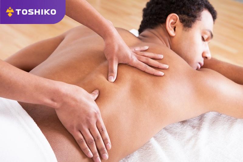 Kỹ thuật massage Shiatsu là gì? Lợi ích của Shiatsu trên ghế massage