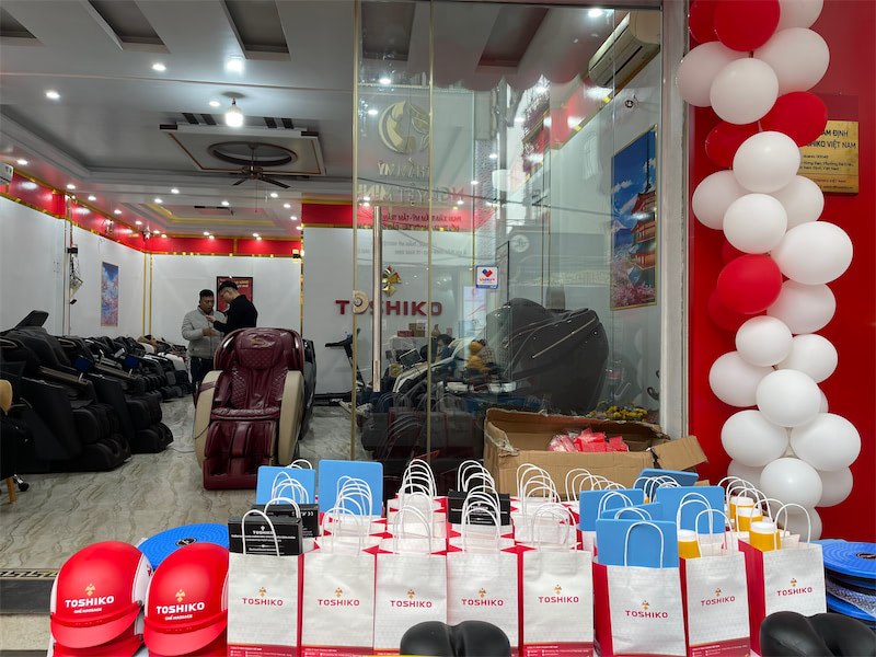 Bên trong showroom ghế massage Nam Định