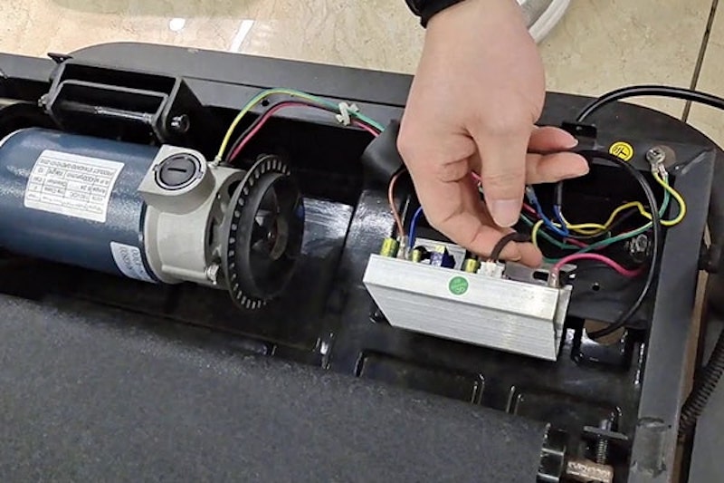 Toshiko cung cấp dịch vụ sửa board máy chạy bộ chất lượng