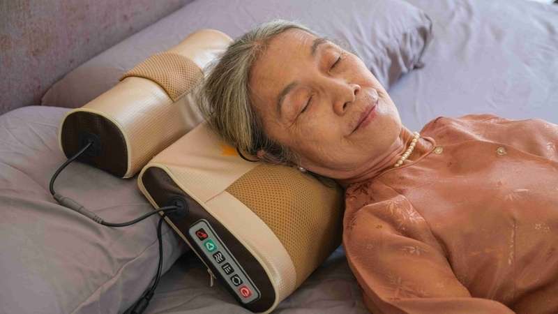 Nên dùng gối sau khi đã tắm rửa, vệ sinh sạch sẽ