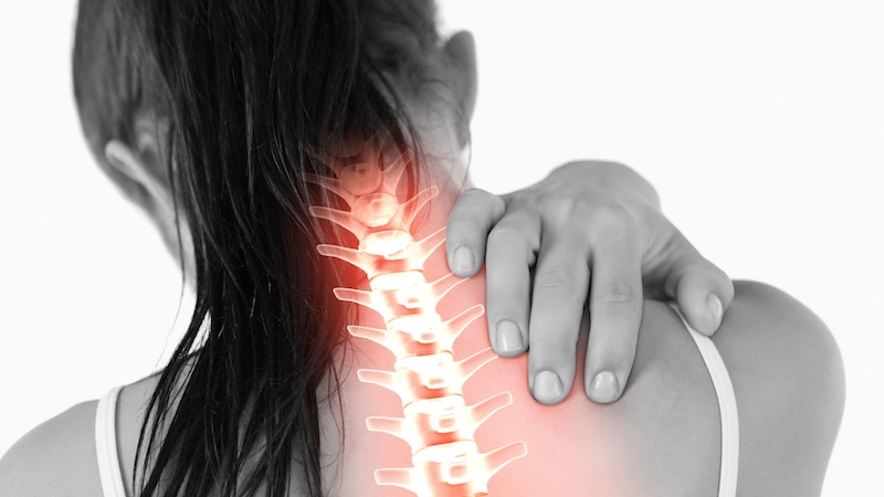 Một trong số những nguyên nhân chính gây tê mỏi là do bệnh lý xương khớp