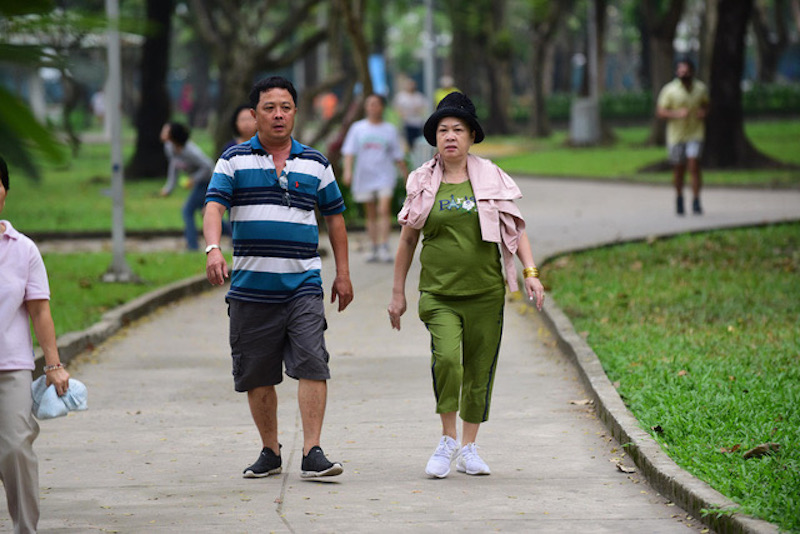Chú ý về tư thế và tần suất đi bộ