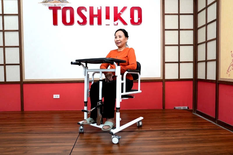 Ngồi ăn uống tại chỗ mà không phải di chuyển