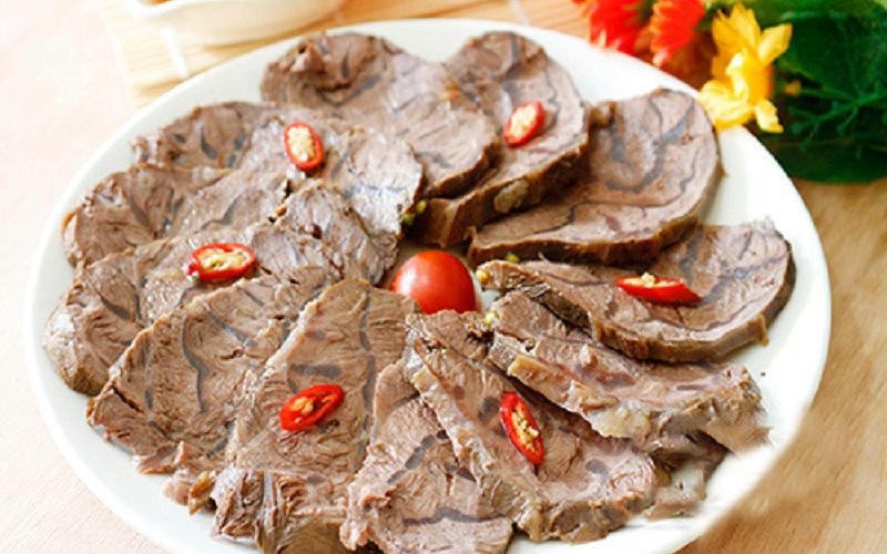 Thịt bò luộc
