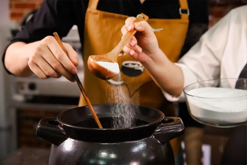Trong trà sữa có quá nhiều calo, đường và chất béo khó tiêu