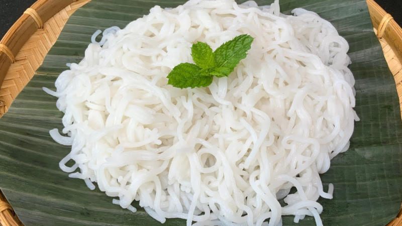 100g bún tươi sẽ có khoảng 110 calo