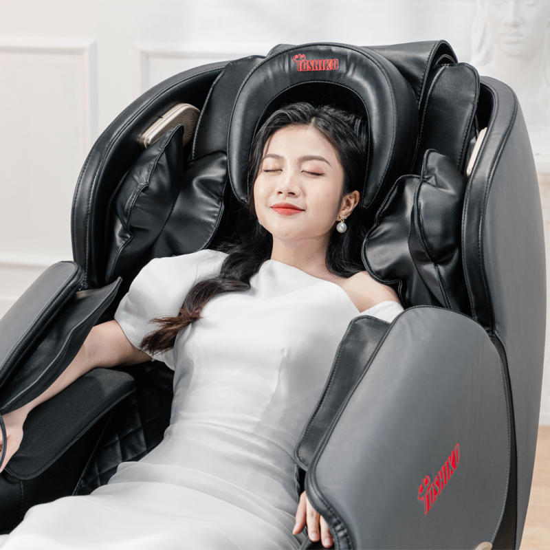 Sử dụng ghế massage giúp giảm đau nhức