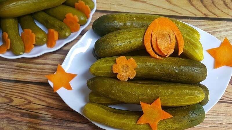 Dưa chuột muối là món rất được yêu thích