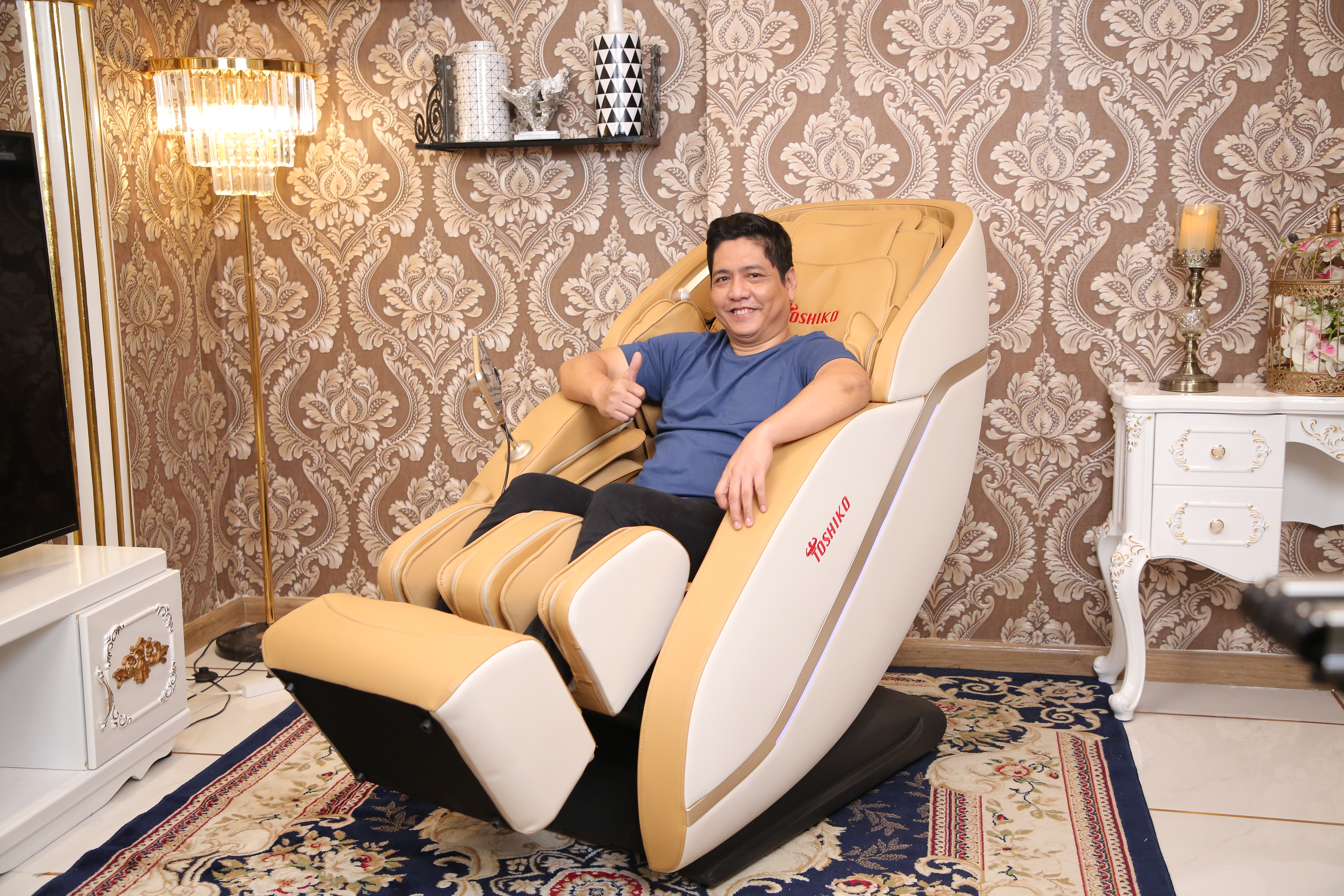 Dùng ghế massage giúp giảm đau đầu căng thẳng