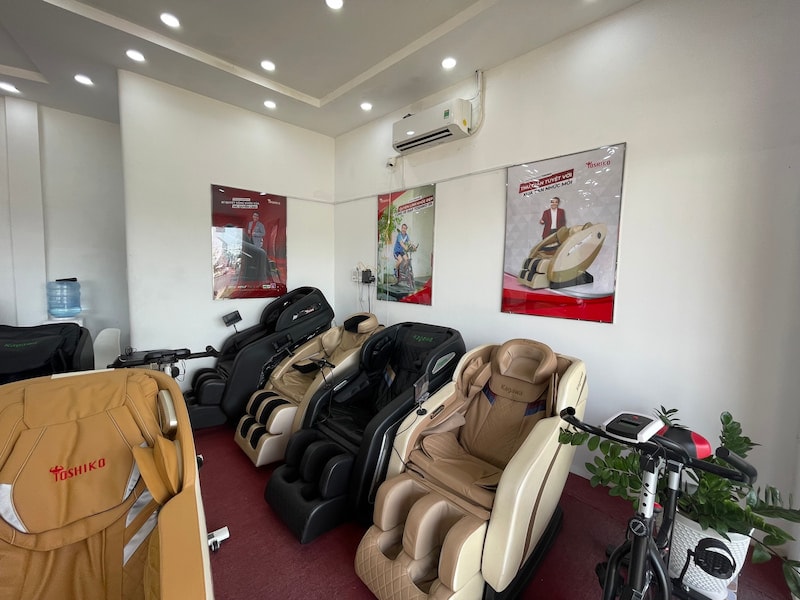 Bên trong showroom Toshiko Bình Phước