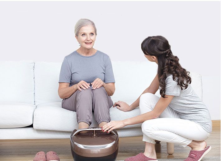 máy massage chân cho người cao tuổi