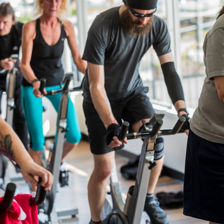 Chọn xe đạp tập phòng gym phù hợp với nhu cầu