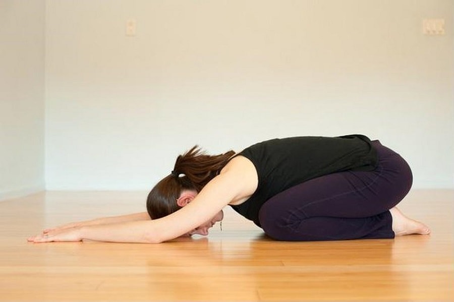 10 bài tập yoga cho người mới bắt đầu luyện tập tại nhà, ảnh 5