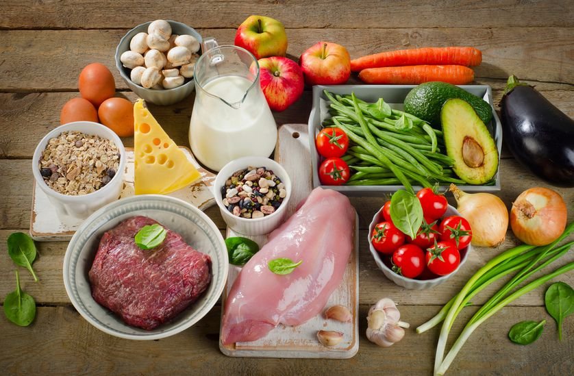 Chú trọng dinh dưỡng hàng ngày - Ăn gì khi tập luyện chạy bộ với máy chạy thể dục tại nhà