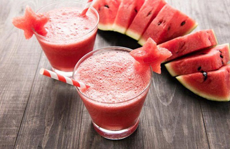 Nước ép dưa hấu là món đồ uống không thể bỏ qua khi giảm cân
