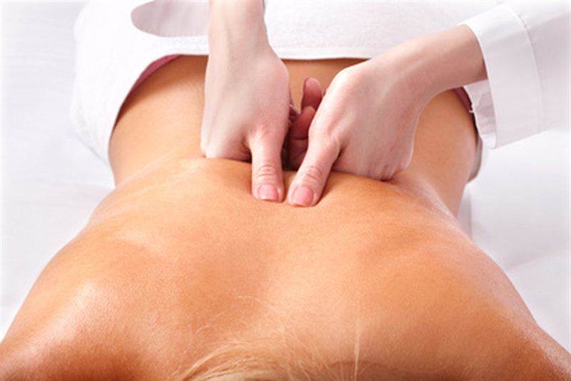 Massage ấn huyệt cho hiệu quả tác động sâu hơn