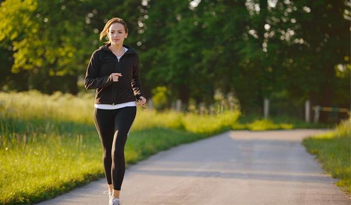 Chạy bộ buổi sáng bổ trợ rất lớn cho sức khỏe tim mạch