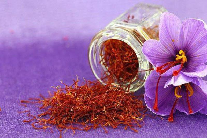 Tác dụng của saffron là gì? Sử dụng saffron đúng cách, ảnh 3