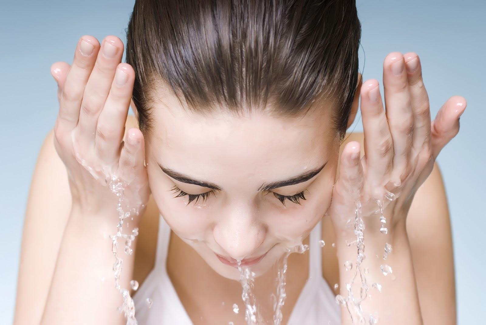 Cách massage giảm mỡ mặt hiệu quả tại nhà, ảnh 2