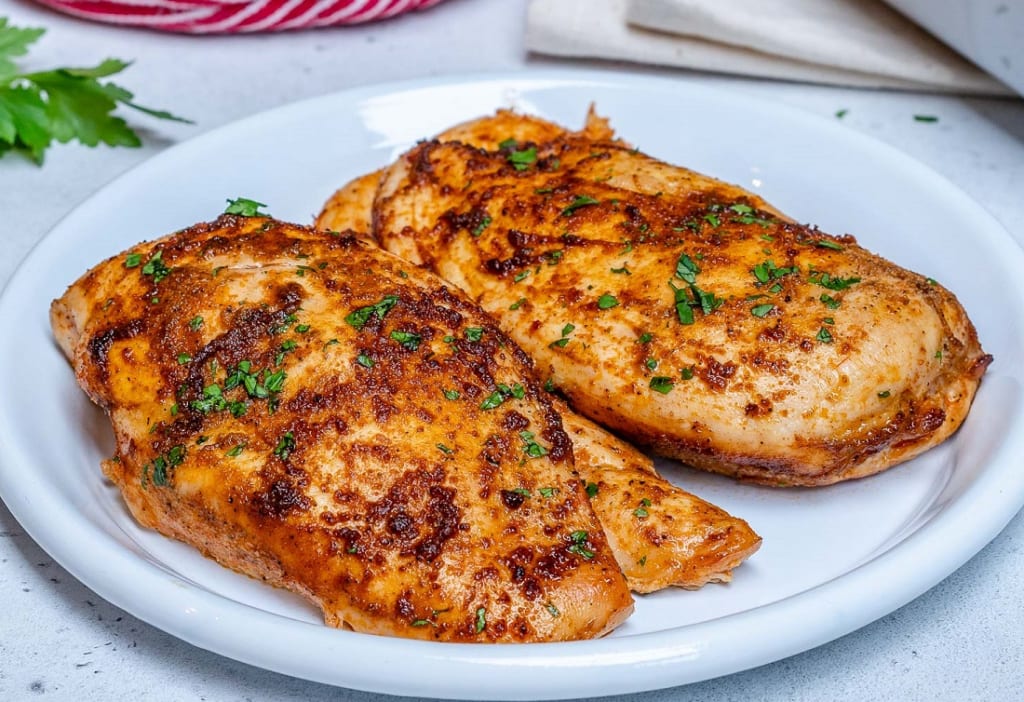 Ức gà bao nhiêu protein? Ăn ức gà có tác dụng gì?, ảnh 2