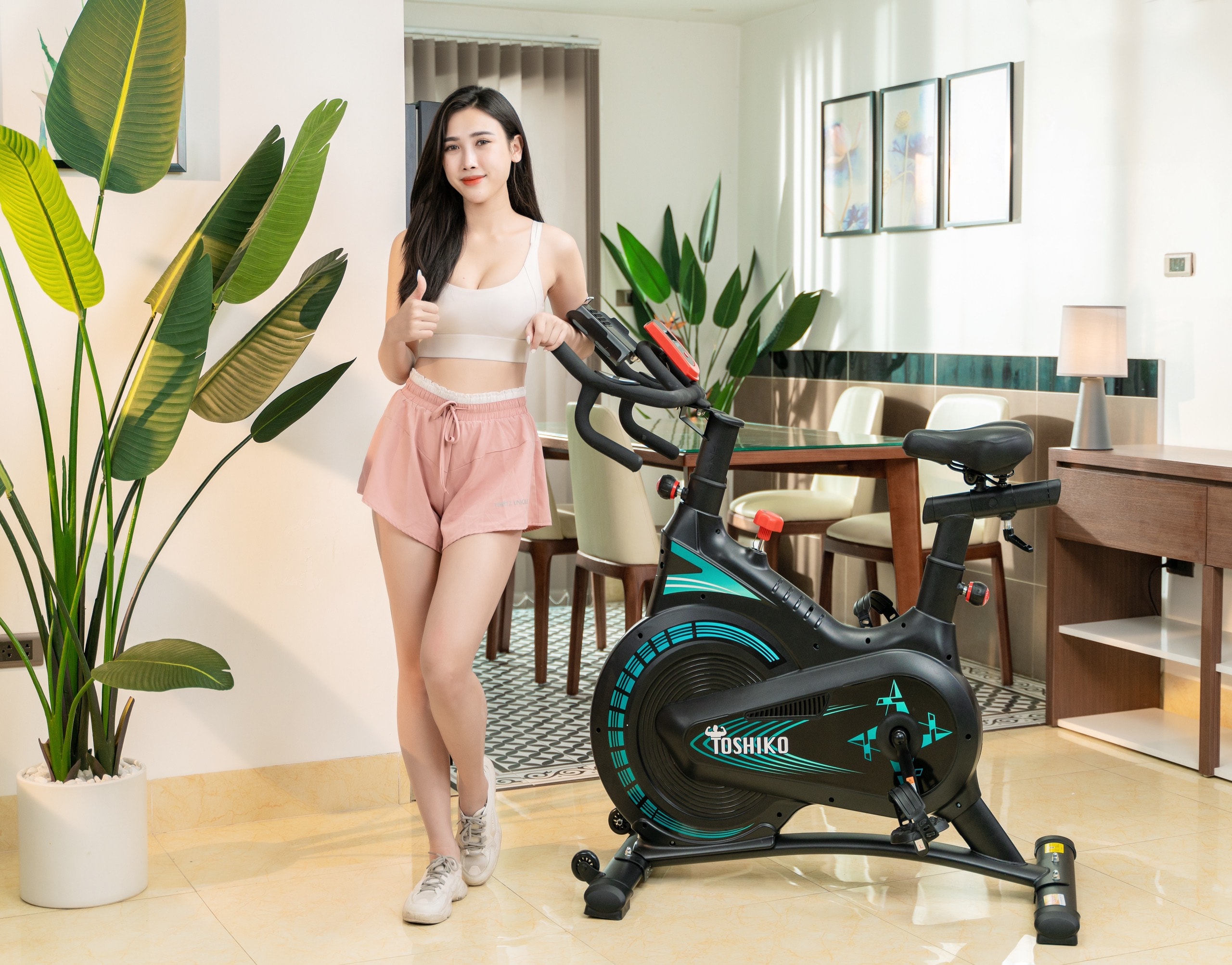Lựa chọn trang phục hợp lý khi sử dụng xe đạp tập thể dục tại nhà