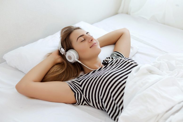 Ghế massage ứng dụng âm nhạc giúp ngủ ngon hơn