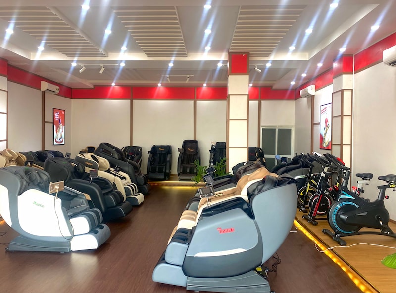 Ghế massage An Giang giá tốt Sieuthitaigia có nhiều mẫu ghế để khách hàng lựa chọn
