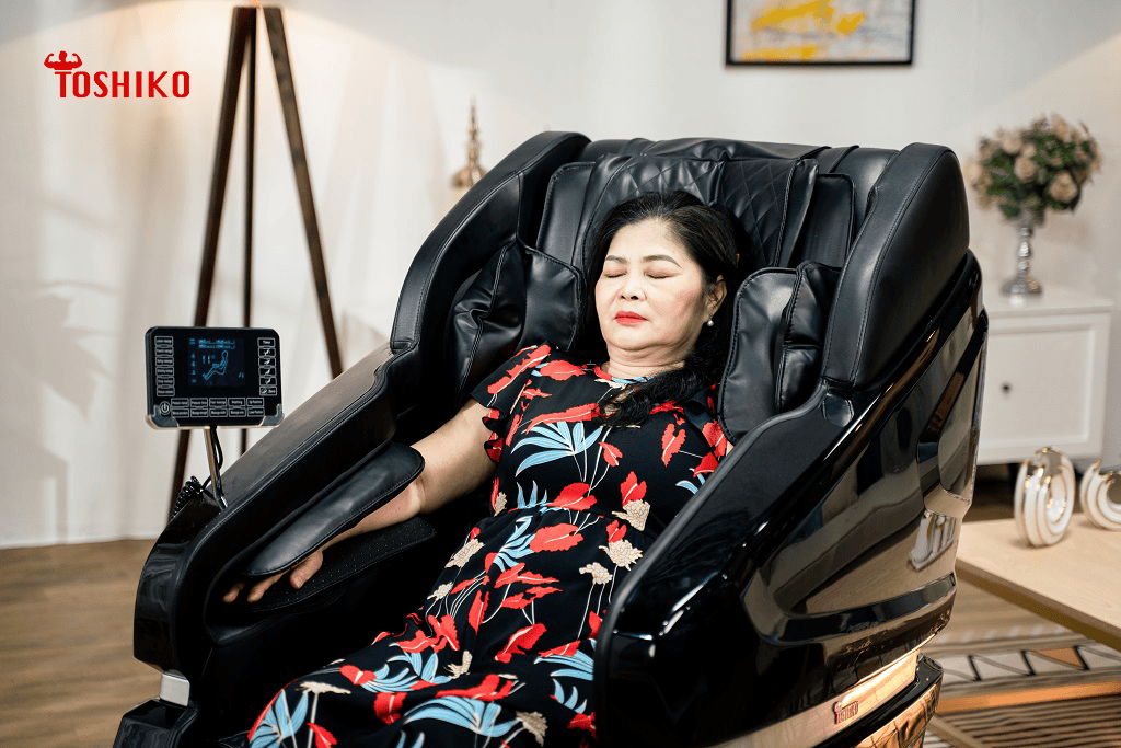 Ghế massage là món quà sức khỏe lý tưởng cho người lớn tuổi