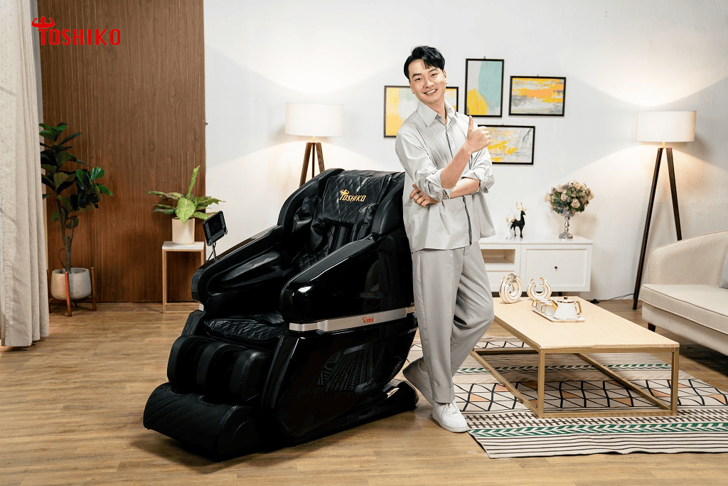 Trải nghiệm trực tiếp hoàn toàn miễn phí ghế matxa Toshiko trước khi mua